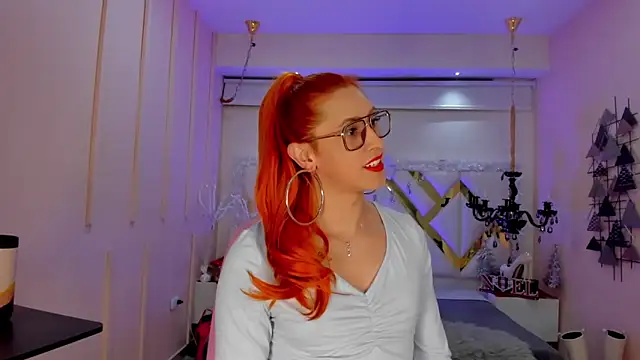 Juliana Saenzz online show from 01/07/25, 10:54