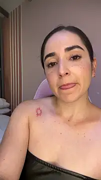 Victoria-And1 online show from 11/22/25, 01:15