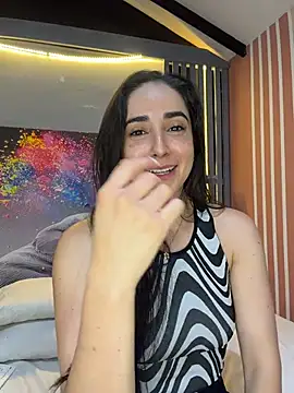 Snapshot of Victoria-And1 chatting on 06/17/26, 02:47 Victoria-And1 online show from 06/17/26, 02:47