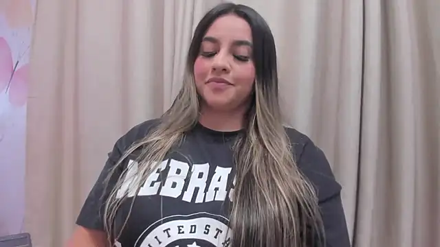 Arianna bigboobs  online show from 02/15/25, 10:55