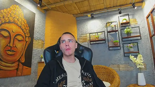 JordanThompson  online show from 03/19/25, 01:32