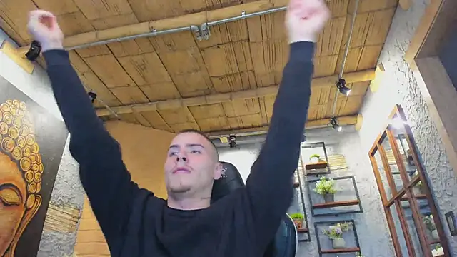 JordanThompson  online show from 03/19/25, 07:38
