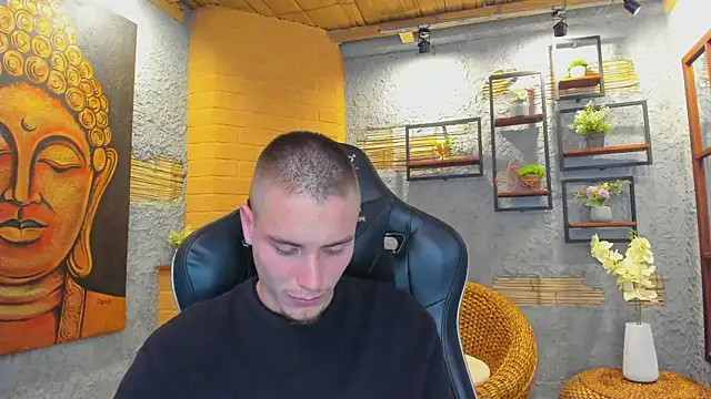 JordanThompson  online show from 03/19/25, 10:53