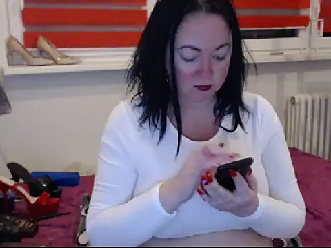 Alexie33 online show from 01/18/25, 04:10