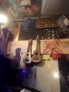 Snapshot of Herwish chatting on 10/26/25, 10:54 Herwish online show from 10/26/25, 10:54