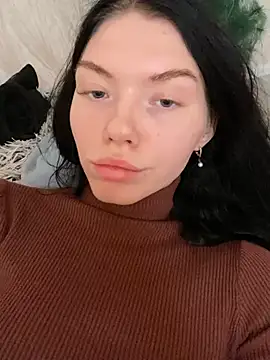 Lisaaa Alisa online show from 01/04/25, 09:00