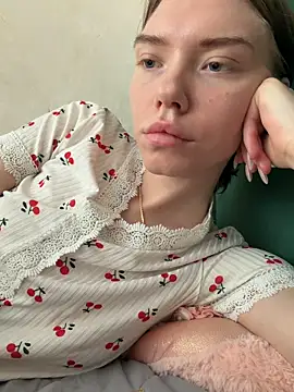Lisaaa Alisa online show from 05/14/26, 04:52