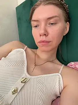 Lisaaa Alisa online show from 06/03/26, 04:15