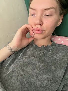 Lisaaa Alisa online show from 06/05/26, 06:52