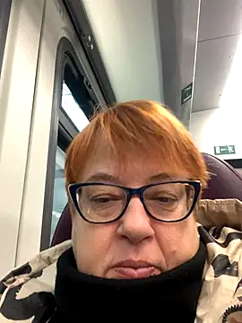 Snapshot of Klio5678 chatting on 11/03/25, 05:20 Klio5678 online show from 11/03/25, 05:20