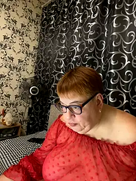 Snapshot of Klio5678 chatting on 11/14/25, 08:51 Klio5678 online show from 11/14/25, 08:51