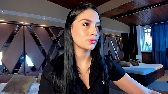 carina rossi online show from 12/28/24, 12:13