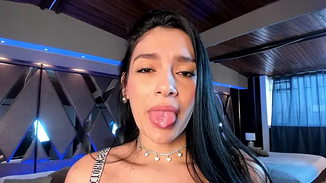 carina rossi online show from 01/14/25, 03:04