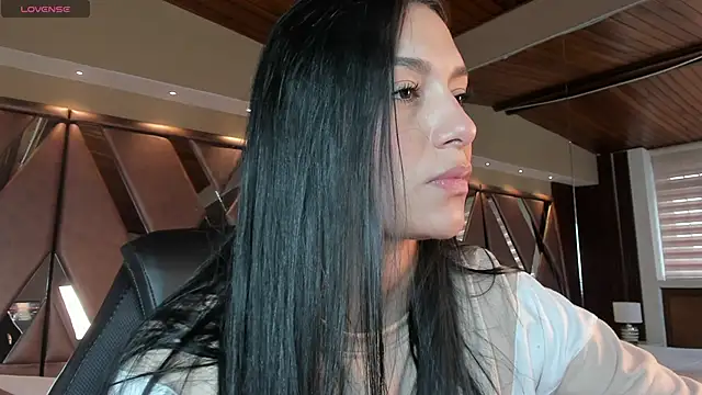 carina rossi online show from 10/14/25, 12:17