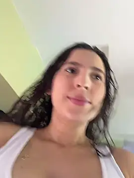 LittleDoll    online show from 06/26/26, 12:42