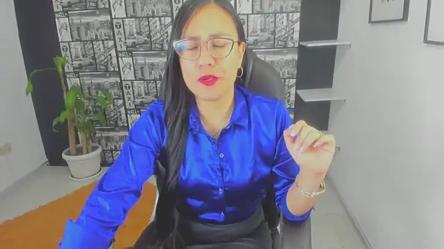 Agata-Moon online show from 12/23/24, 09:29