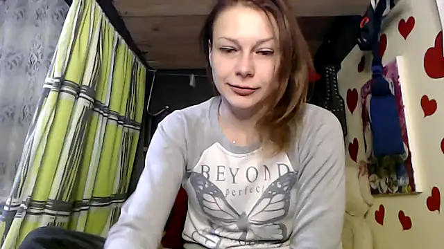 Snapshot of HarleyQuinn_69 chatting on 12/15/24, 07:10 HarleyQuinn 69 online show from 12/15/24, 07:10