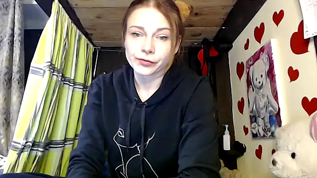Snapshot of HarleyQuinn_69 chatting on 01/03/25, 06:14 HarleyQuinn 69 online show from 01/03/25, 06:14