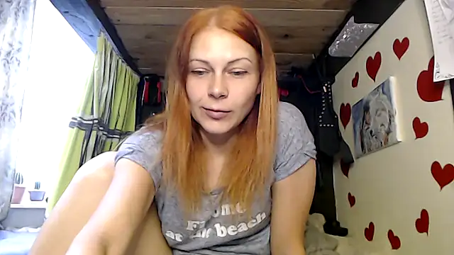 Snapshot of HarleyQuinn_69 chatting on 09/10/25, 10:37 HarleyQuinn 69 online show from 09/10/25, 10:37