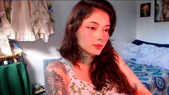 LiliJones  online show from 05/10/26, 08:58