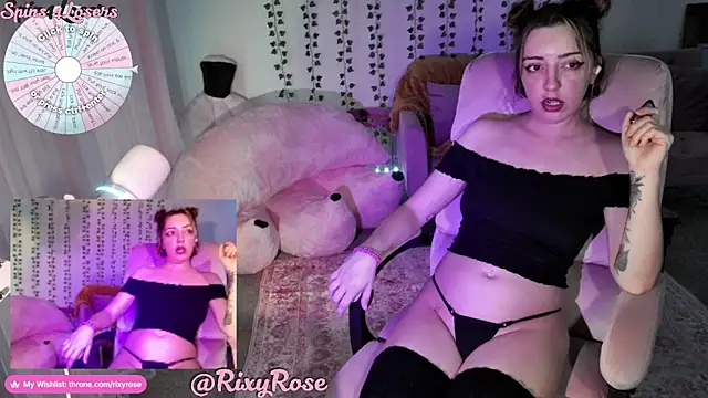 Trixyrose online show from 07/19/26, 11:36