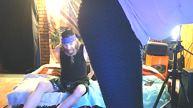 PropertyAndBiker online show from 11/04/25, 11:15