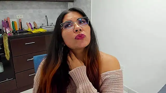 Luna Dumont online show from 01/23/25, 02:28