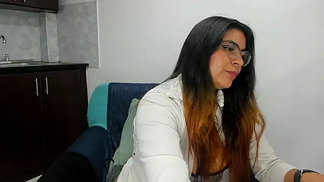 Luna Dumont online show from 02/13/25, 02:20