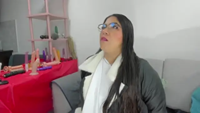 Snapshot of Luna_Dumont chatting on 01/19/26, 11:14 Luna Dumont online show from 01/19/26, 11:14
