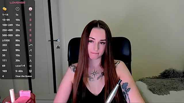 Snapshot of Kimmberr chatting on 09/24/25, 03:21 Kimmberr online show from 09/24/25, 03:21