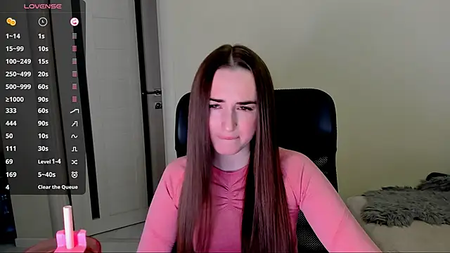 Snapshot of Kimmberr chatting on 10/29/25, 04:26 Kimmberr online show from 10/29/25, 04:26