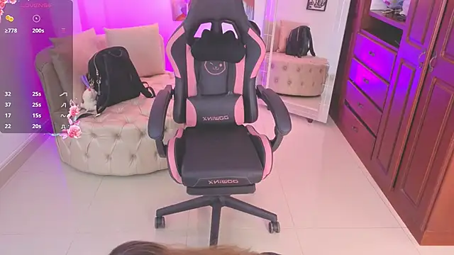 NATAASHA    online show from 09/29/25, 03:44