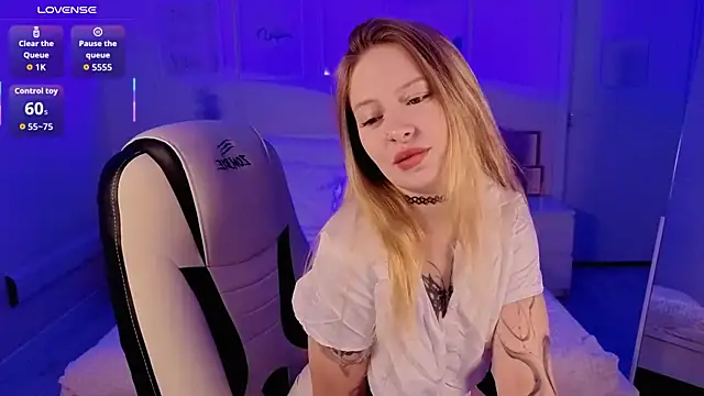 Veronica Blush online show from 12/05/25, 08:45