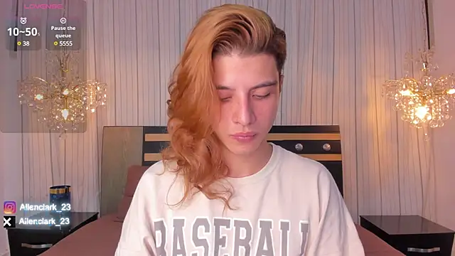 Snapshot of Allen_clark chatting on 01/24/25, 04:05 Allen clark online show from 01/24/25, 04:05