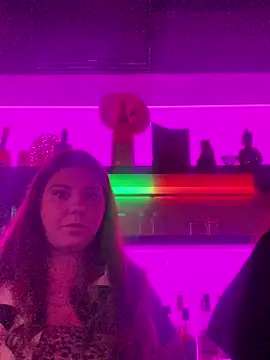 Snapshot of LizzyLush_ chatting on 09/20/25, 12:00 LizzyLush  online show from 09/20/25, 12:00