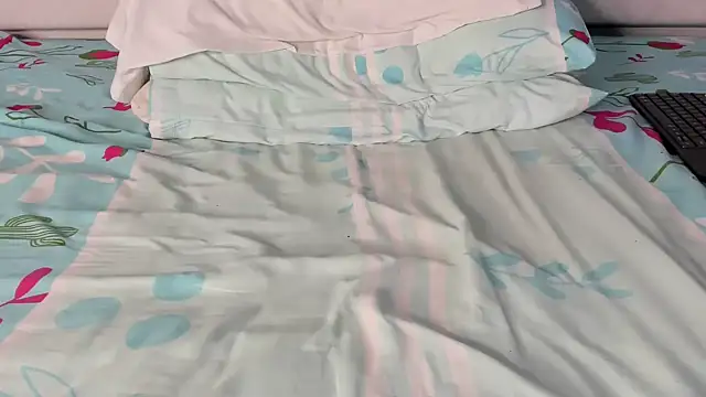 maybelline69 online show from 02/23/25, 06:28