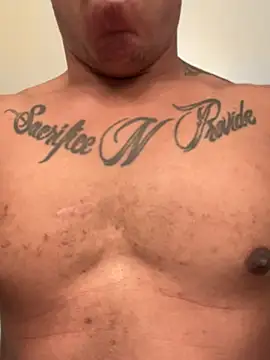 Snapshot of MidnightFlexxx chatting on 12/12/24, 05:37 MidnightFlexxx online show from 12/12/24, 05:37