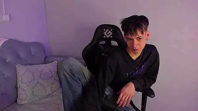 CalvinOwens online show from 01/31/25, 03:30