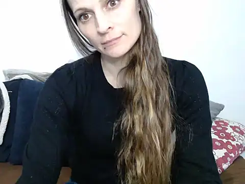 Snapshot of naikah714 chatting on 02/13/26, 03:30 naikah714 online show from 02/13/26, 03:30