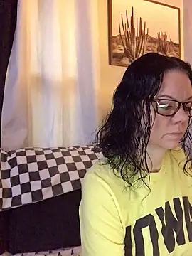 SidneyRaee online show from 11/24/25, 03:01