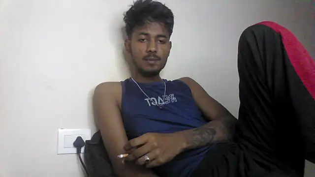 Snapshot of just_fucks chatting on 10/14/25, 05:47 just fucks online show from 10/14/25, 05:47