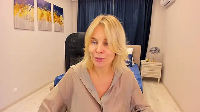 Sinty Devis online show from 01/13/25, 02:42