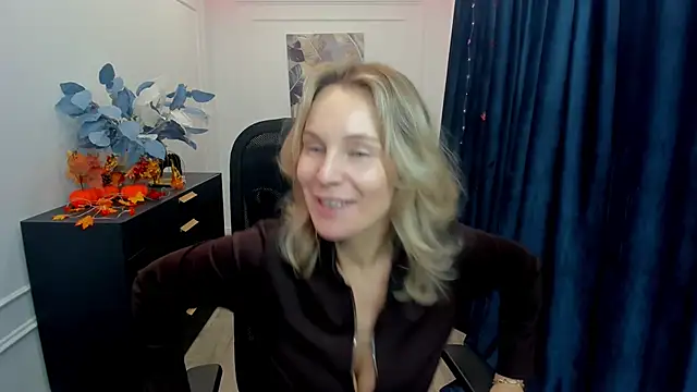 Sinty Devis online show from 10/22/25, 11:43