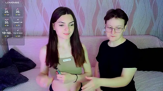 Snapshot of _crazy_baby_ chatting on 11/15/25, 08:38 crazy baby online show from 11/15/25, 08:38