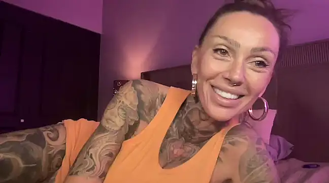 KadaLove69 online show from 12/19/24, 11:14