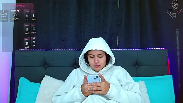 Snapshot of Cataleya_hxc chatting on 03/07/25, 02:45 Cataleya hxc online show from 03/07/25, 02:45