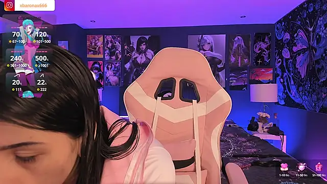 LanaKyutt online show from 10/10/25, 01:21