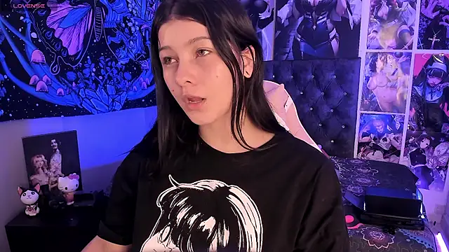 LanaKyutt online show from 07/09/26, 11:53