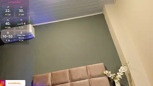  frida1 online show from 11/22/25, 12:48