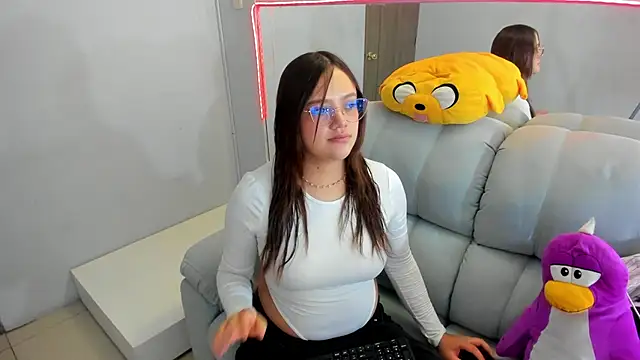  Sarahh 0 online show from 10/07/25, 01:30